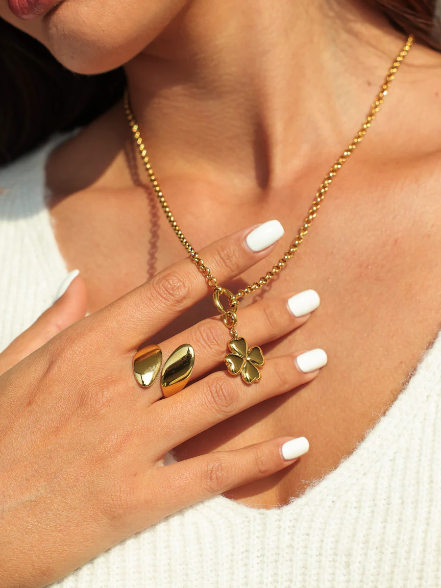 Simple Serenity Ring - Image 6